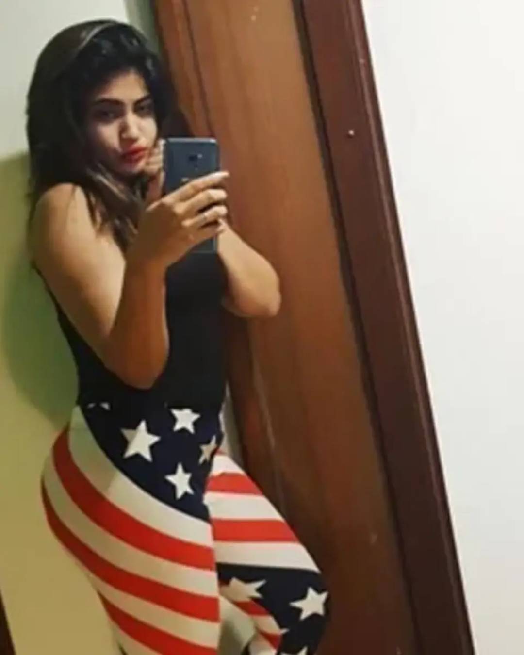 female call girl in Canacona